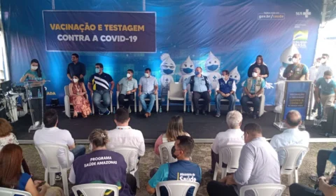 Ministro da saúde visita postos de testagem em Manaus e alerta importância da vacinação