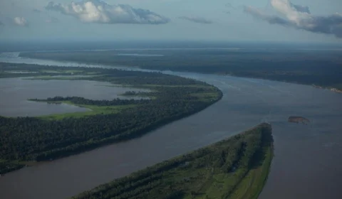 Seis pessoas desaparecem após naufrágio no rio Madeira (AM)