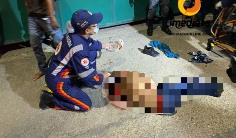 Assaltante é violentamente espancado após assaltar ônibus amarelinho no Armando Mendes