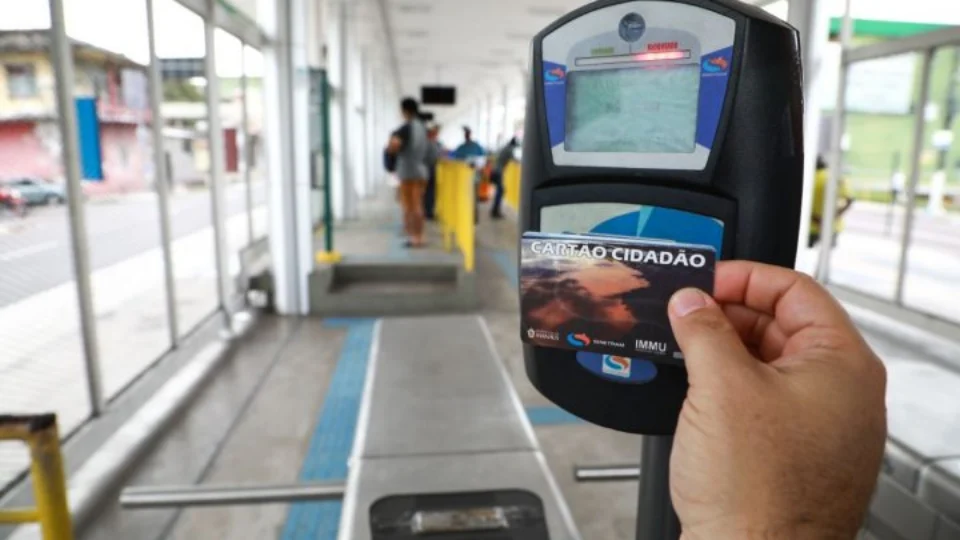 Veja como recarregar o cartão do transporte coletivo via Pix