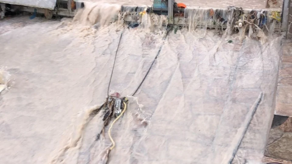 Moradores de várias zonas de Manaus sofrem por conta das chuvas; Confira as ocorrências