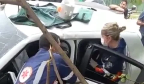 Grave acidente deixa motorista preso nas ferragens em Belém