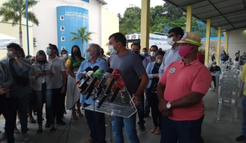 Governador anuncia que Carnaval fora de época pode acontecer em abril; entenda