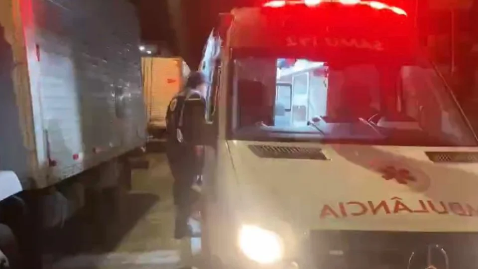 Mulher é brutalmente espancada no Jorge Teixeira