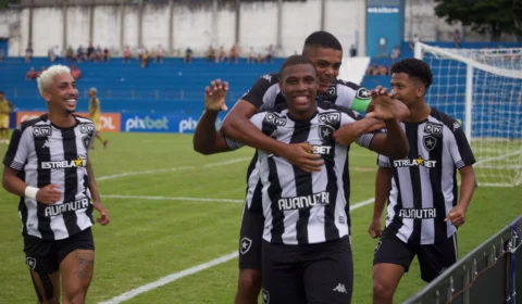 Botafogo estreia com vitória na Copinha e lidera Grupo 14