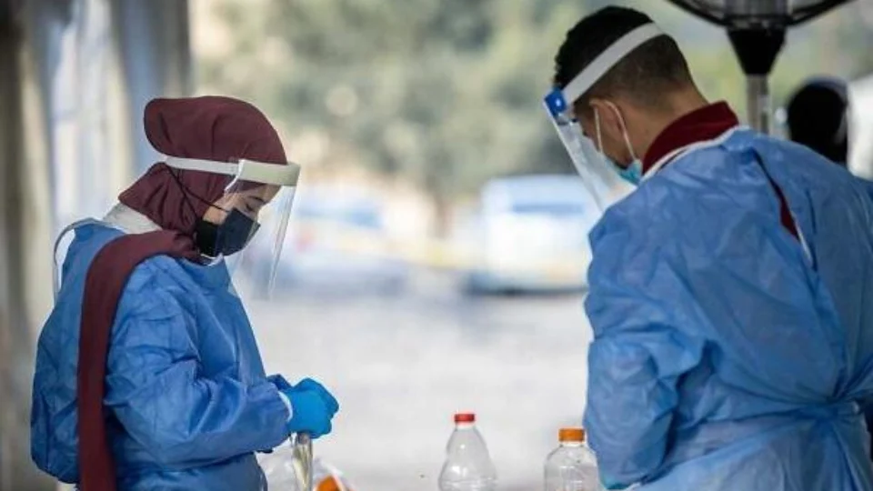 Israel detecta 1º caso de infecção dupla conhecida como flurona