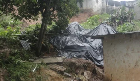 <strong>Deslizamentos em SP deixam 3 mortos e ao menos 4 feridos</strong>