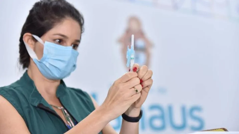 Quarta dose da vacinação se inicia nesta segunda-feira em Manaus