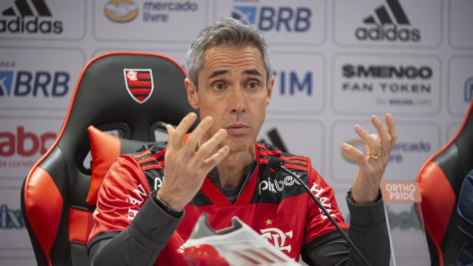 Em apresentação ao Flamengo, Paulo Sousa diz que quer fazer história