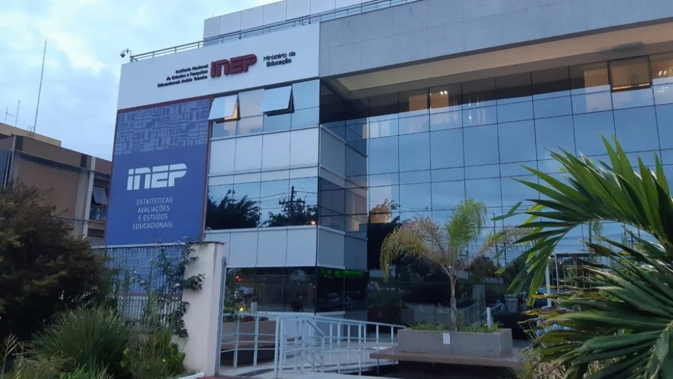 Diretor de gestão do Inep é exonerado após conclusão do Enem 2021