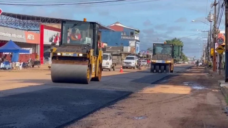 VEJA VÍDEO: Trabalhador morre após ser esmagado por rolo compressor em obra