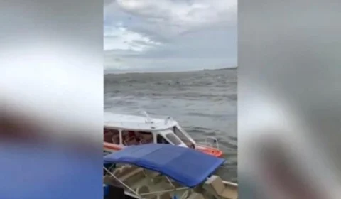 VEJA VÍDEO: lancha naufraga em Santarém e passageiros vivem momentos de pânico