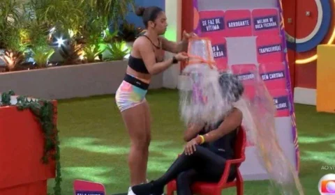 Maria bate balde em cabeça de Natália durante jogo da discórdia e público pede expulsão
