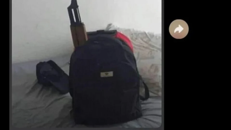 IMAGENS: “Pra todo mundo morrer”: aluna é investigada por ameaça de massacre