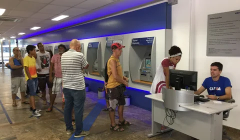 Bancos fecham no carnaval e reabrem na quarta-feira de Cinzas (02)