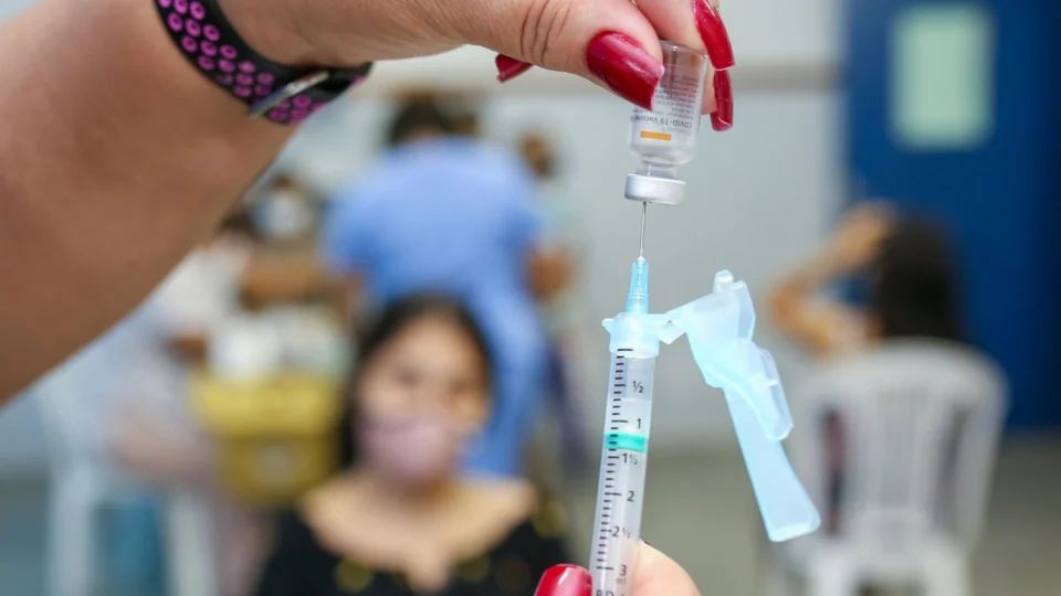 Confira os pontos de vacinação nesta quinta-feira, em Manaus