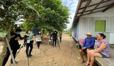 Comunidade ribeirinha e as consequências das terras caídas vira tema de documentário na Amazônia