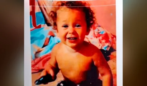 Menino de 2 anos é arrastado e morre em forte chuva