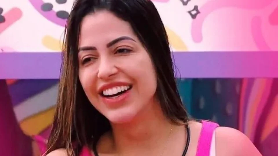 BBB22: Laís critica sexo entre Eliezer e Nat: “Ficou fedendo”