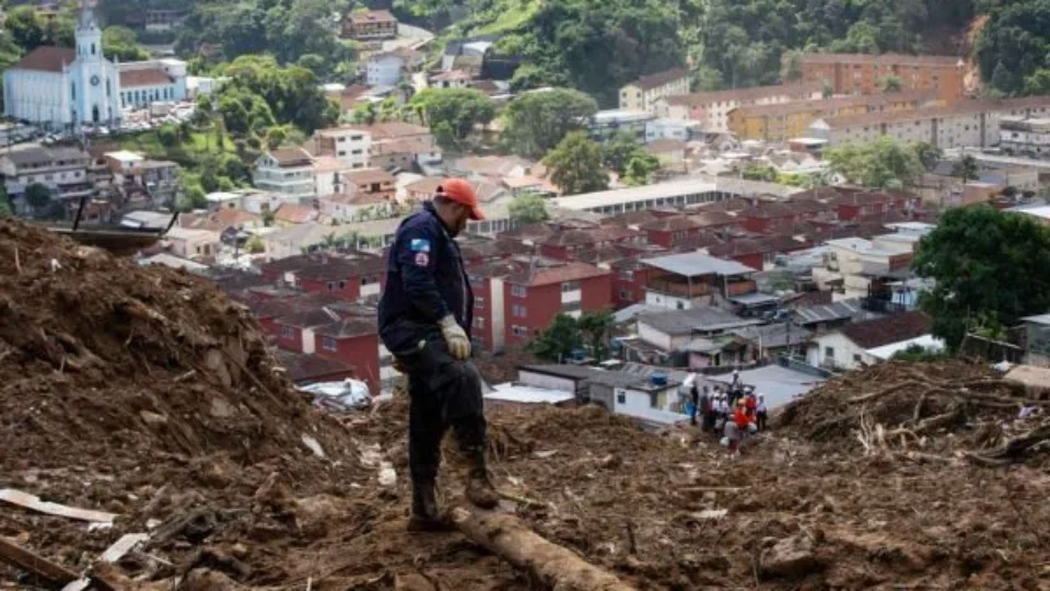 Petrópolis: após quase uma semana do desastre, 7 histórias marcantes