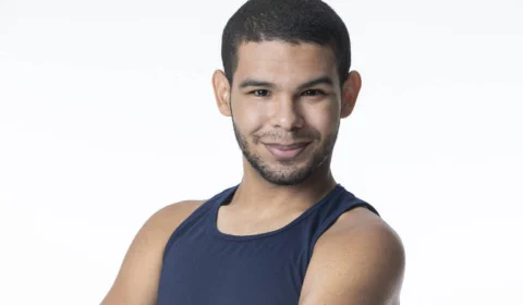 BBB22: Vyni é examinado e medicado após sintomas de Covid-19