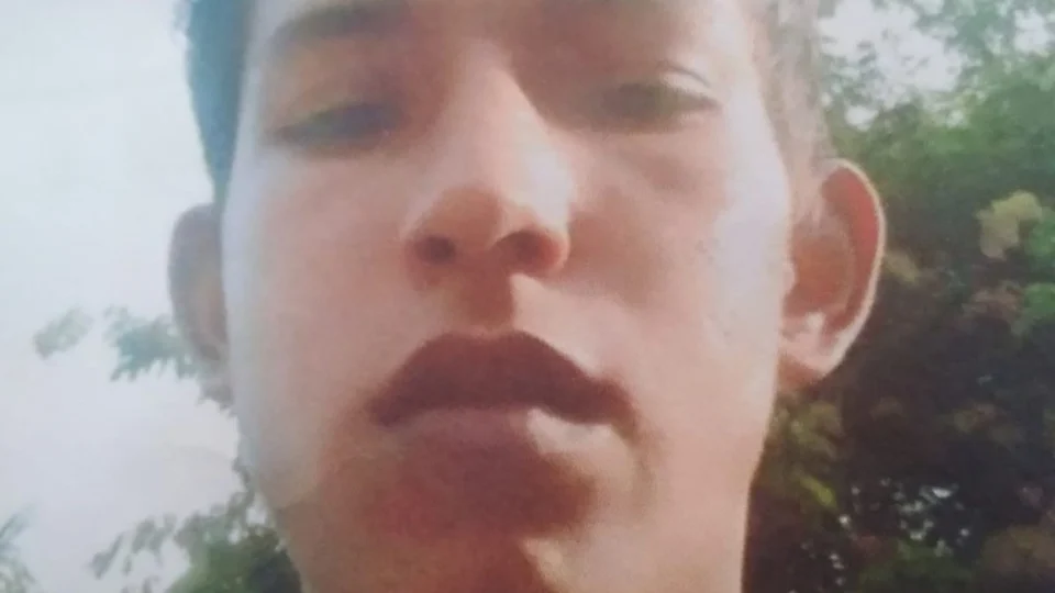 Mãe procura por jovem que desapareceu em zona rural de Manaus