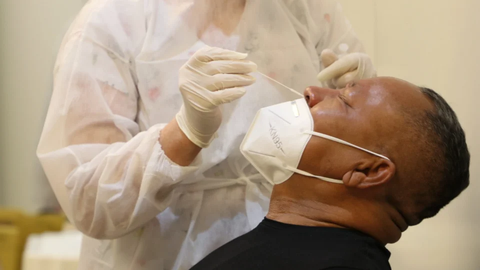 Boletim Diário da Covid-19 no Amazonas informa 817 novos casos totalizando 548.338 casos neste domingo