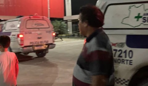 Vídeo! Homem bate carro e motoristas de aplicativo fazem perseguição na Torquato Tapajós; Fotos