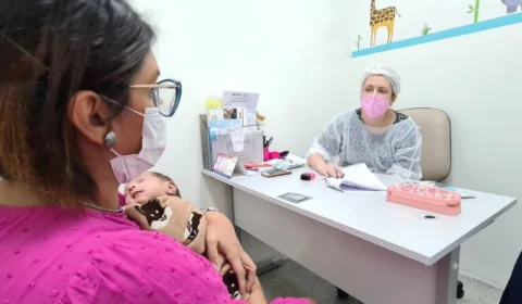 Parto Humanizado: SES-AM recebe elogios pela assistência em nascimento prematuro