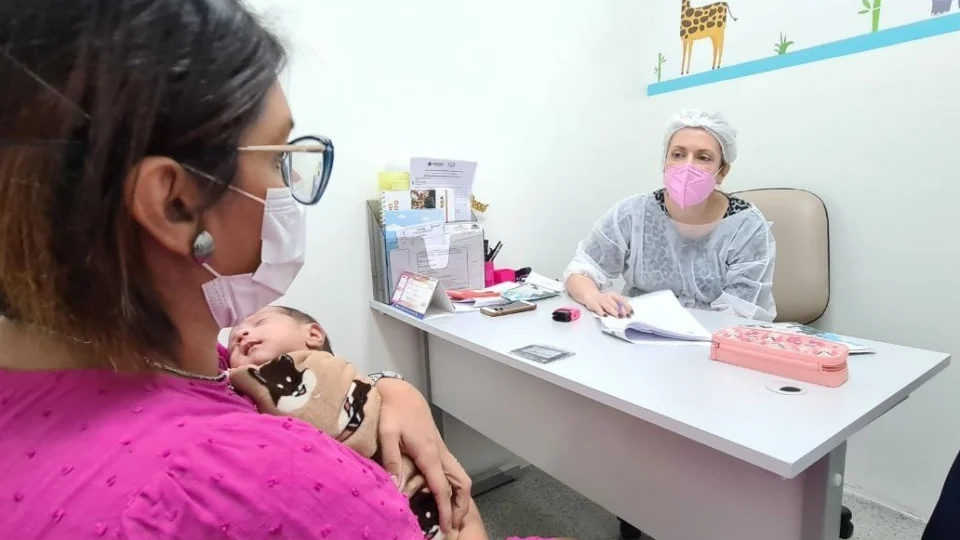 Parto Humanizado: SES-AM recebe elogios pela assistência em nascimento prematuro