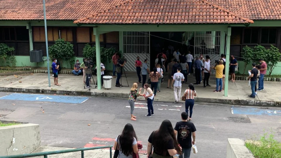 Provas do Vestibular e SIS da UEA 2021, acesso 2022, iniciam neste domingo (13)