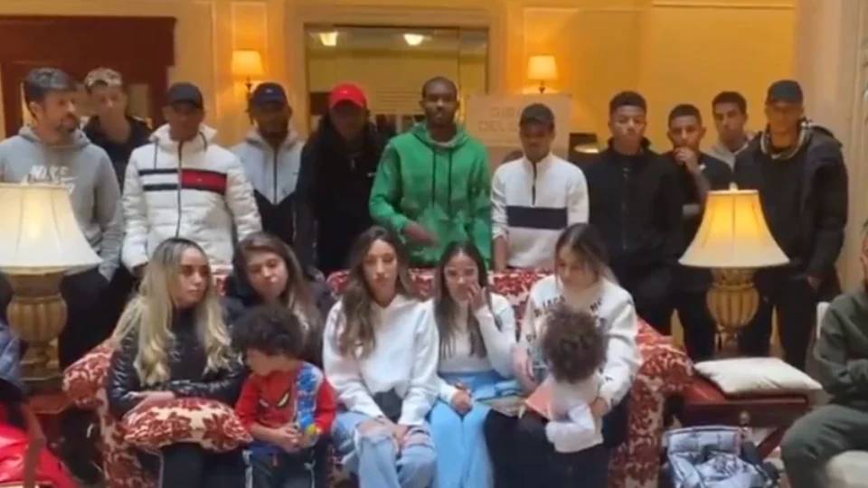 Jogadores brasileiros estão presos em hotel na Ucrânia e pedem socorro; veja vídeo