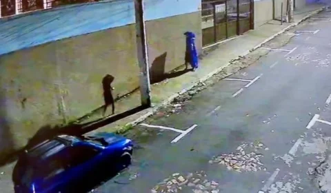 VEJA VÍDEO: casal é flagrado saindo de carro onde foi encontrado homem enforcado