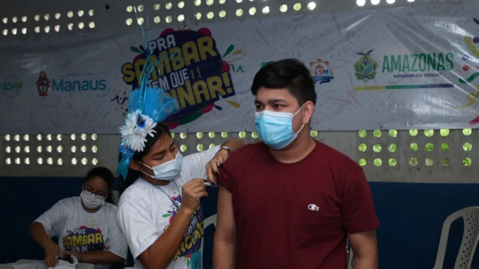 Amazonas já aplicou 6.062.633 doses de vacina contra Covid-19 até esta terça-feira (08)