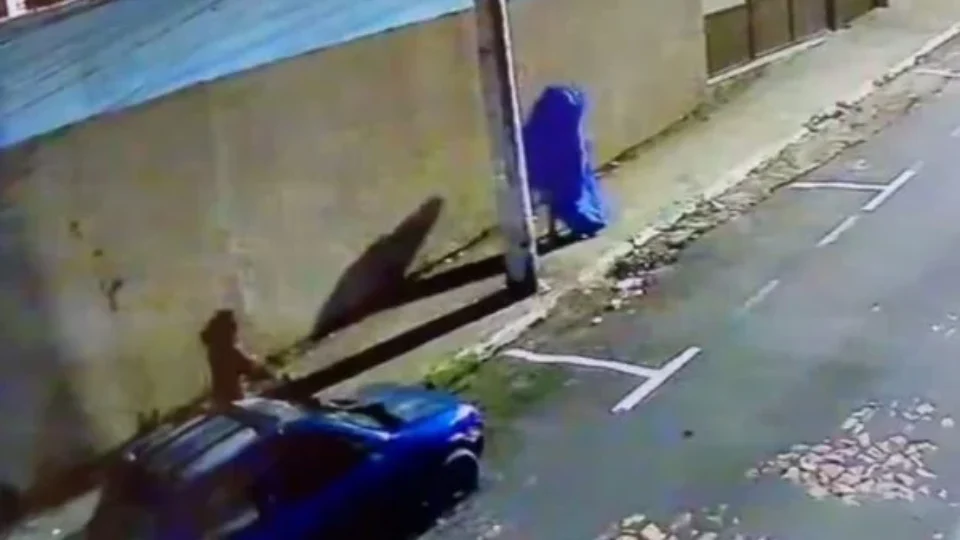 Dupla suspeita de estrangular mulher dentro de carro é presa em Manaus