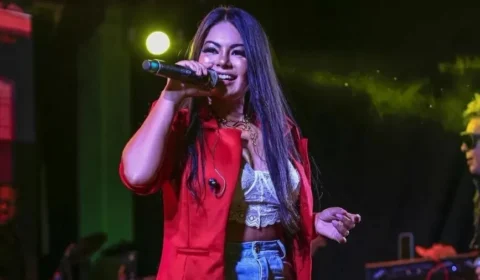 “Quadro estável”, informa o boletim médico sobre a cantora Paulinha Abelha, do Calcinha Preta