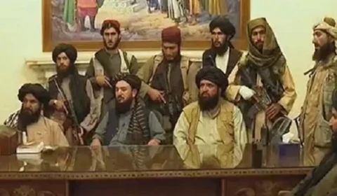 Talibã pede que Rússia resolva crise com Ucrânia de forma pacífica