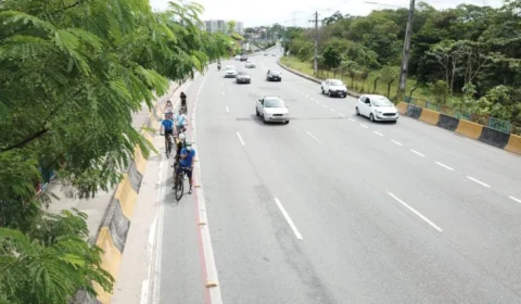 Trânsito será organizado na avenida José Lindoso neste domingo (20)