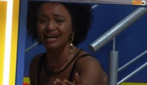 CONFUSÃO: Eli e Natália brigam durante festa: “nem minha mãe grita comigo”