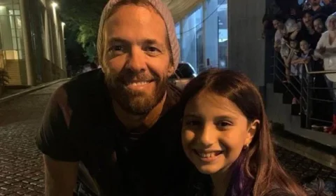 Veja vídeo: dois dias antes de morrer, Taylor Hawkins realizou sonho de fã