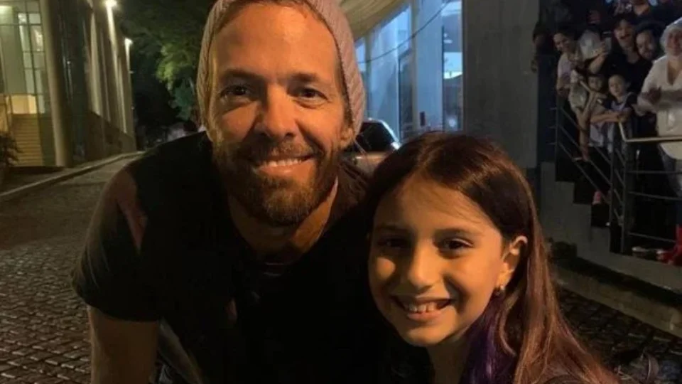 Veja vídeo: dois dias antes de morrer, Taylor Hawkins realizou sonho de fã