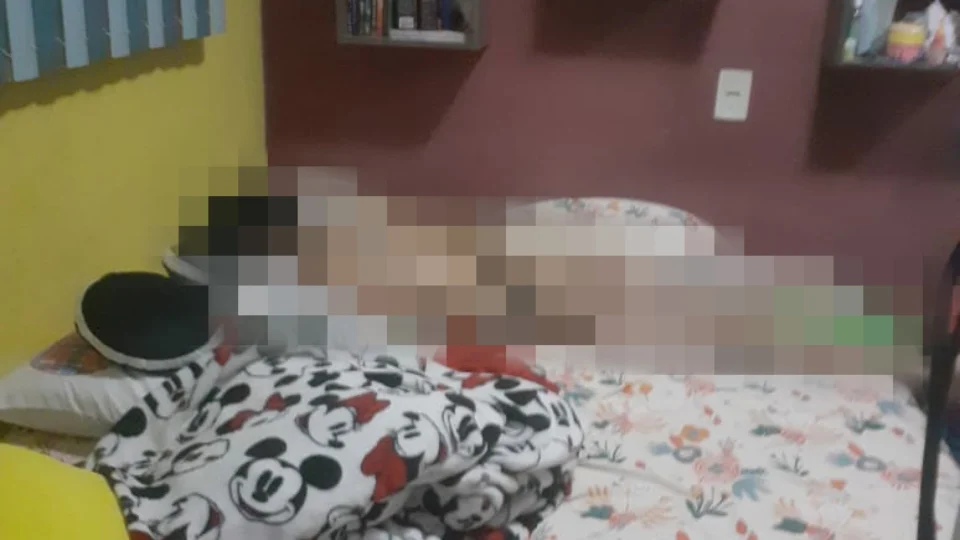 Urgente: homem é encontrado morto em casa no bairro Coroado