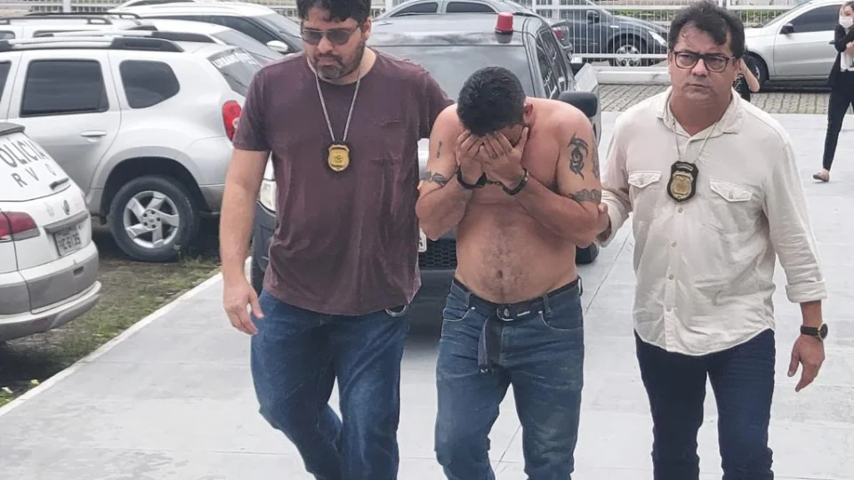 Dupla é presa por homicídio e tentativa de homicídio