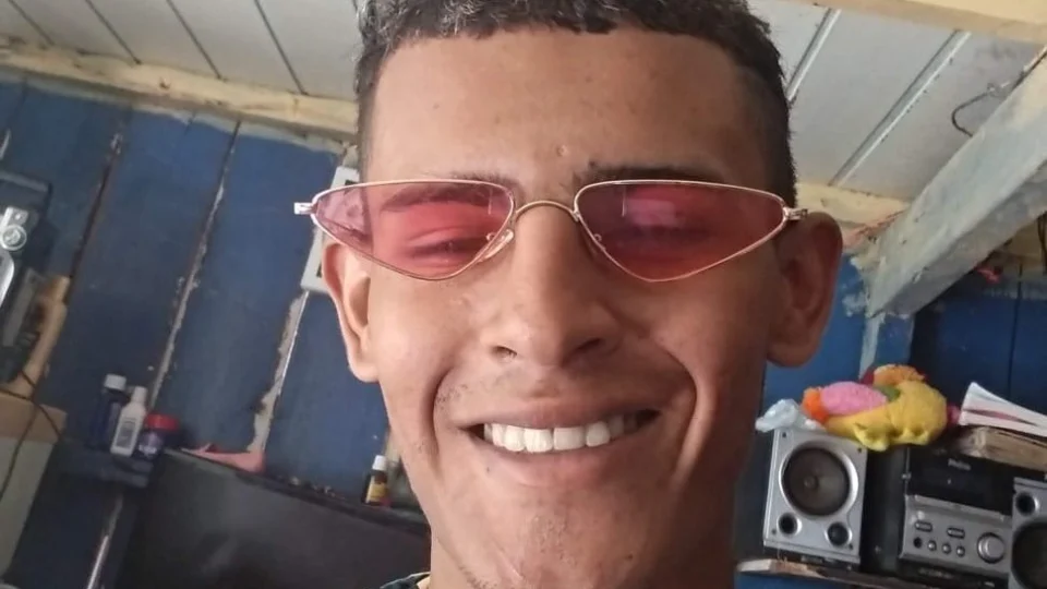 Imagem forte: corpo de jovem é encontrado no Rio Negro neste sábado (26)