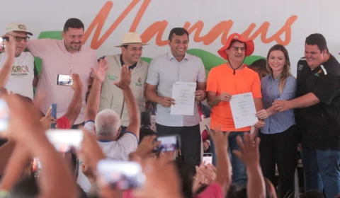 Ramais do Pau Rosa e da Cooperativa recebem pavimentação que vai beneficiar mil famílias