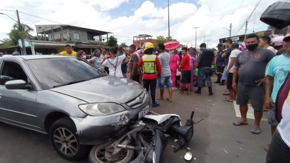 VEJA VÍDEO: Acidente no trânsito deixa uma vítima gravemente ferida no AM