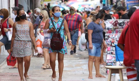 Retorno de carnaval: confira horário de comércio, shoppings e bancos em Manaus