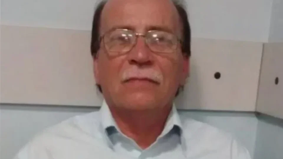 Homens matam gerente de supermercado com fuzis; veja vídeo