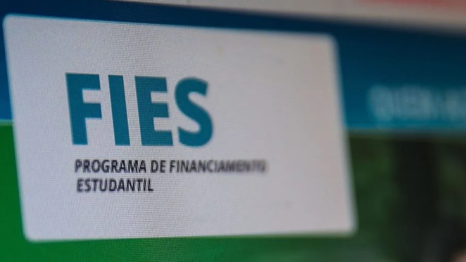 Estudantes inadimplentes já podem renegociar dívidas com Fies