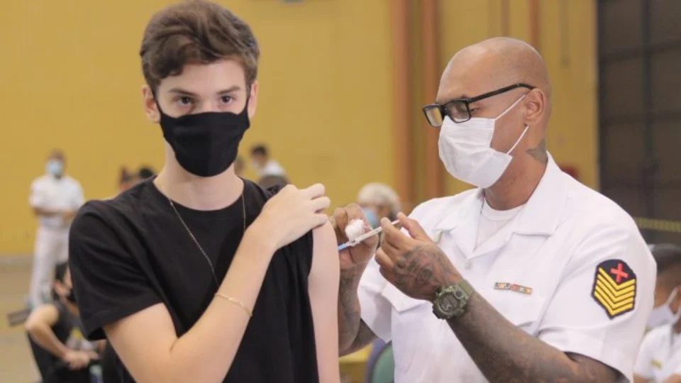 Saiba quais são os 52 pontos de vacinação contra Covid-19 em Manaus